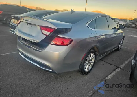 2016 Chrysler 200 Limited z USA, uszkodzony, nr VIN 1C3CCCABXGN141990